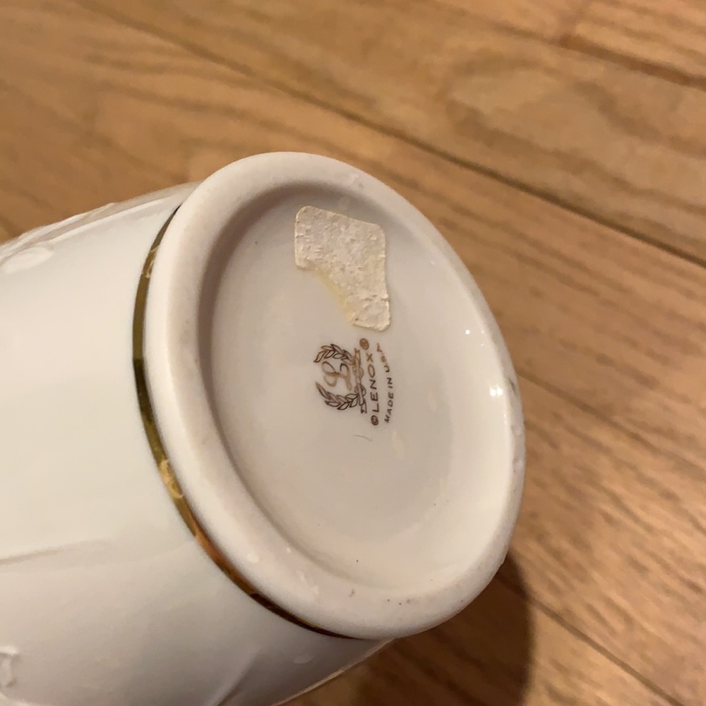 NWOT Lenox Vase - Picture 3 of 4